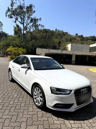 AUDI A4 2.0 TFSI AMBIENTE 183CV GASOLINA 4P MULTITRONIC AUDI A4 2.0 TFSI AMBIENTE 183CV GASOLINA 4P MULTITRONIC
